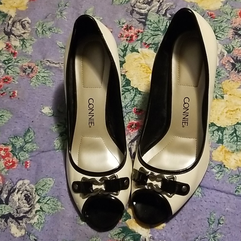 Barely used 31/2" heels size 11